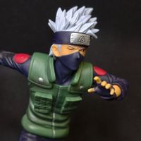 NARUTO SHIPPUDEN – HATAKE KAKASHI – BANDAI (23 cm)  ⭐
