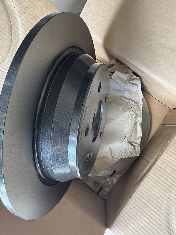 Alle Autoersatzteile: Disques frein Viano/Vito W639 – Gebraucht aus Vionnaz von ric_9nvy