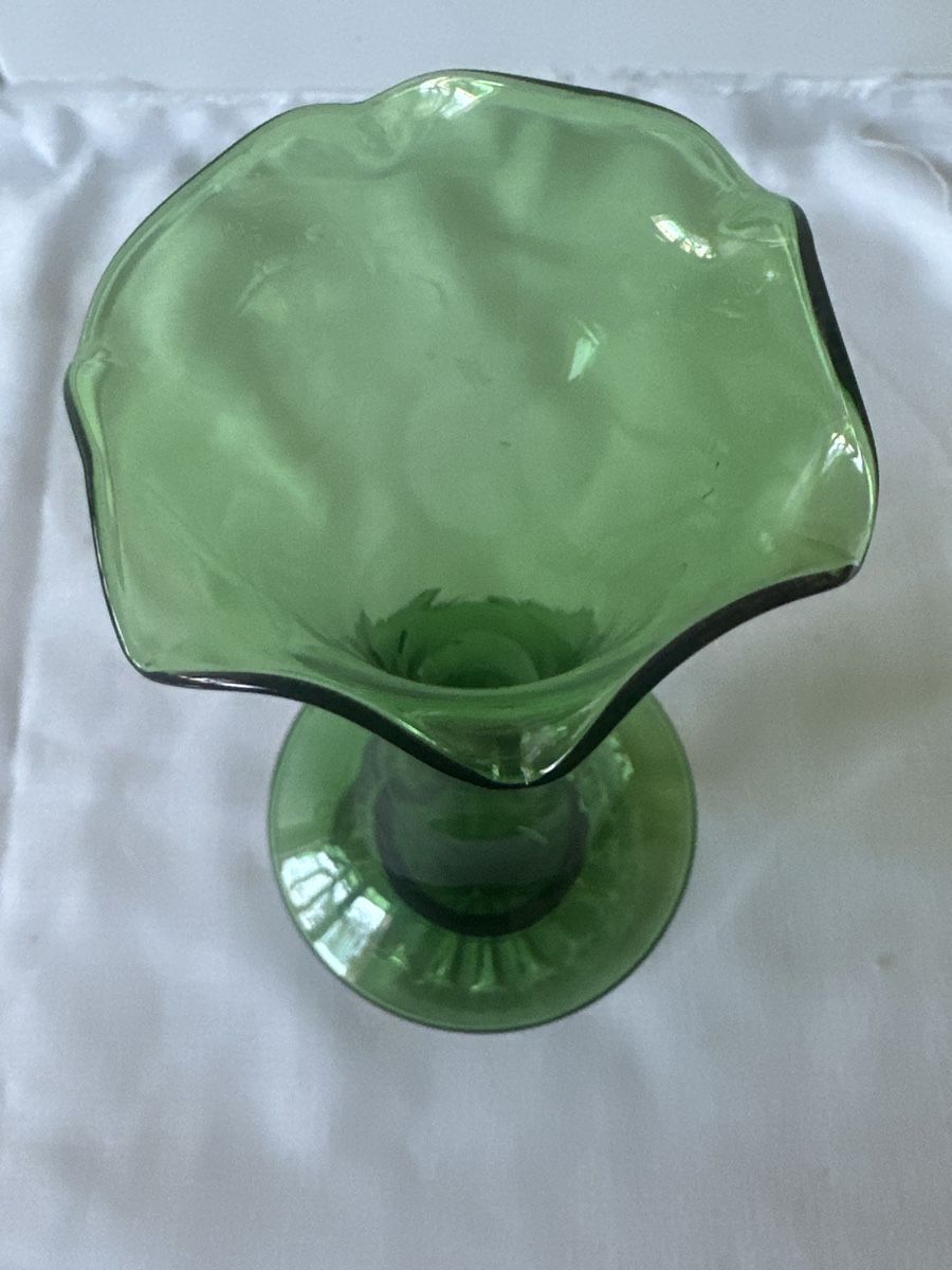 Vasi & Recipienti: Grüne Vintage Vase mit Glasfuss, 20cm – Usato da Zürich venduto da Chaeffeler 1