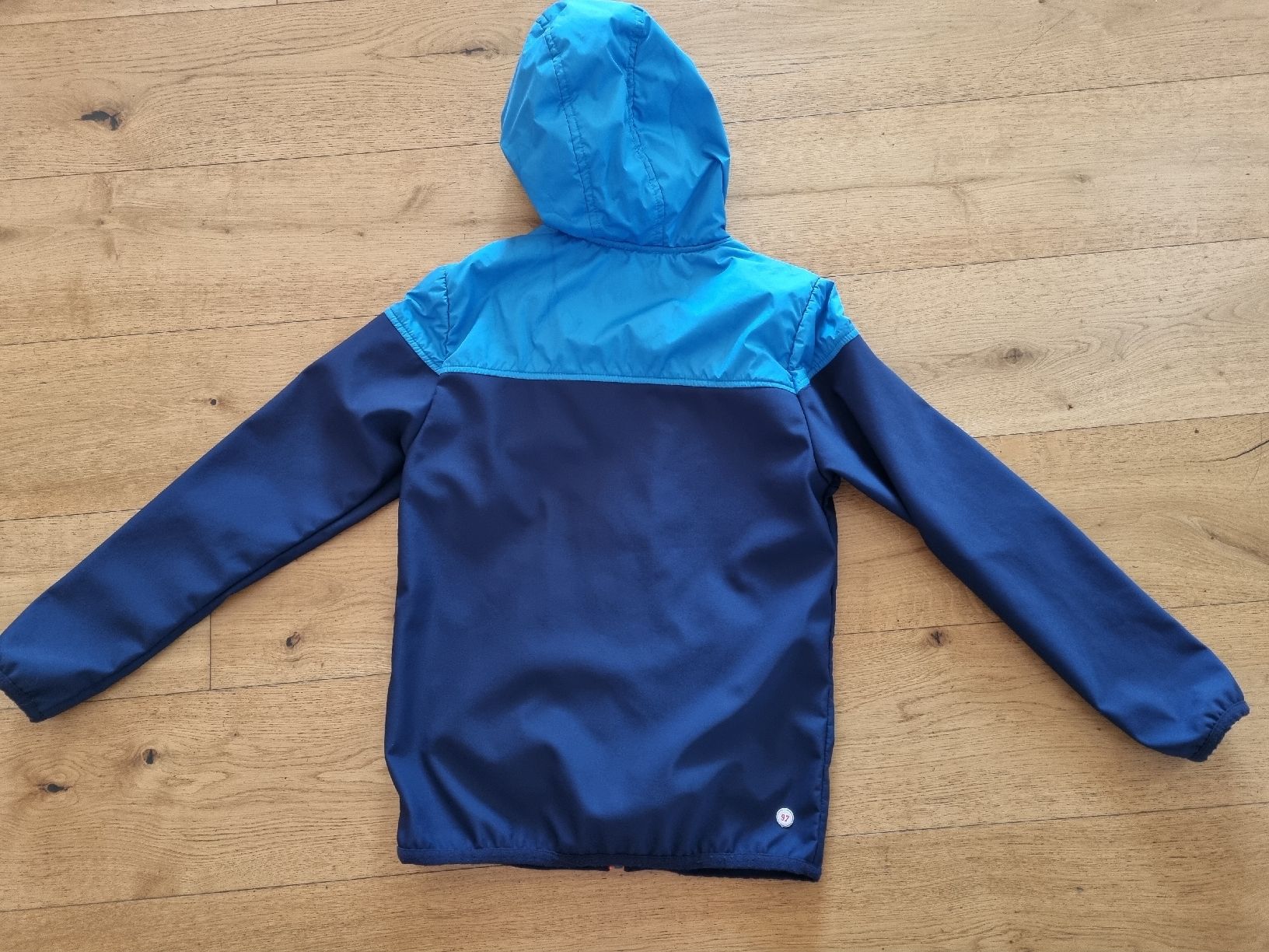 Vingino Giacche & Cappotti: Vingino Softshelljacke Gr 164 Marine/ hellblau – Usato da Hettlingen venduto da Lukasbutz 2