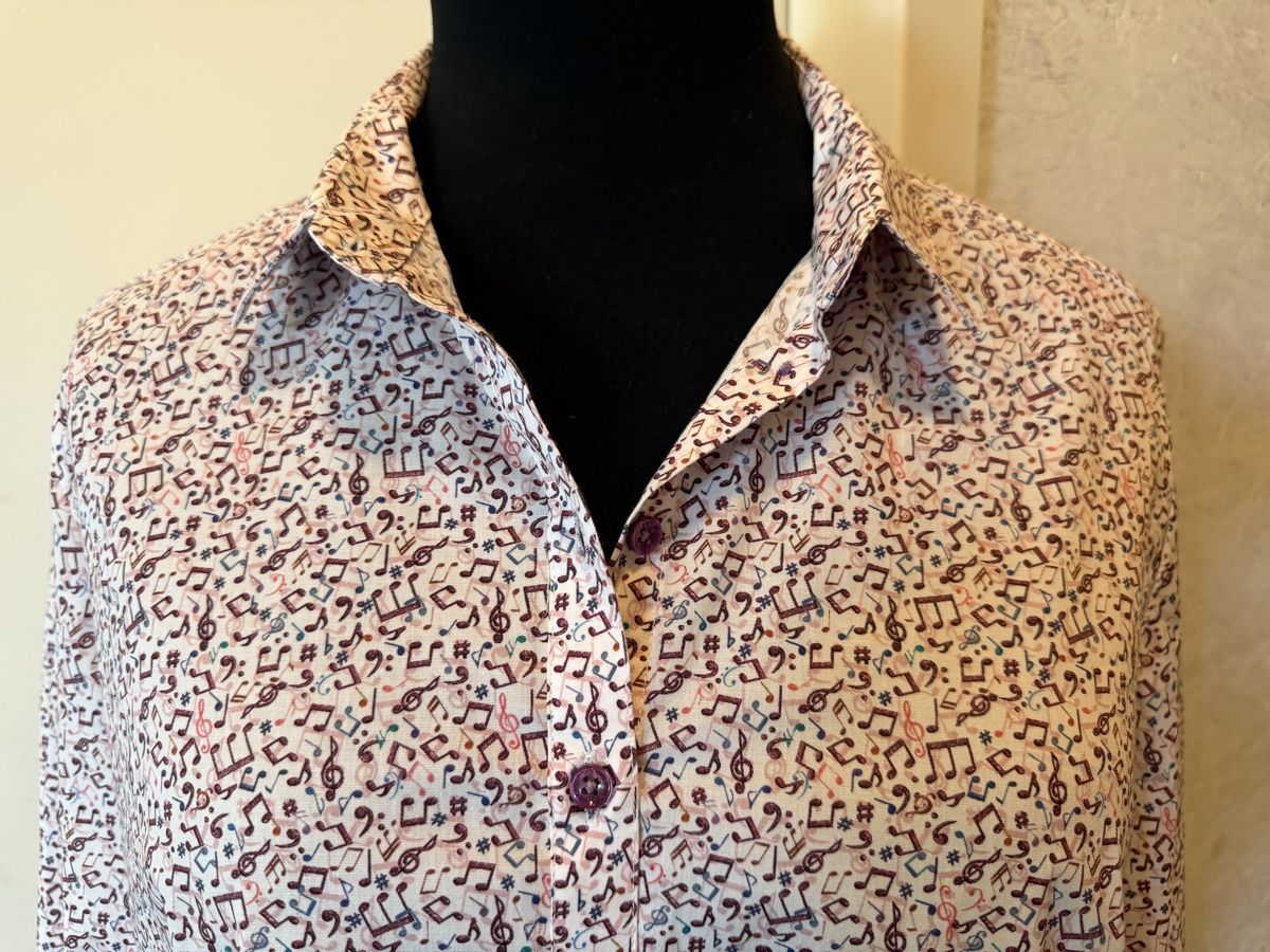 Chemisiers: Manilo Bluse, Grösse 40, neu mit Erikette – Neuf avec emballage d'origine à Oberhasli par anzis 1
