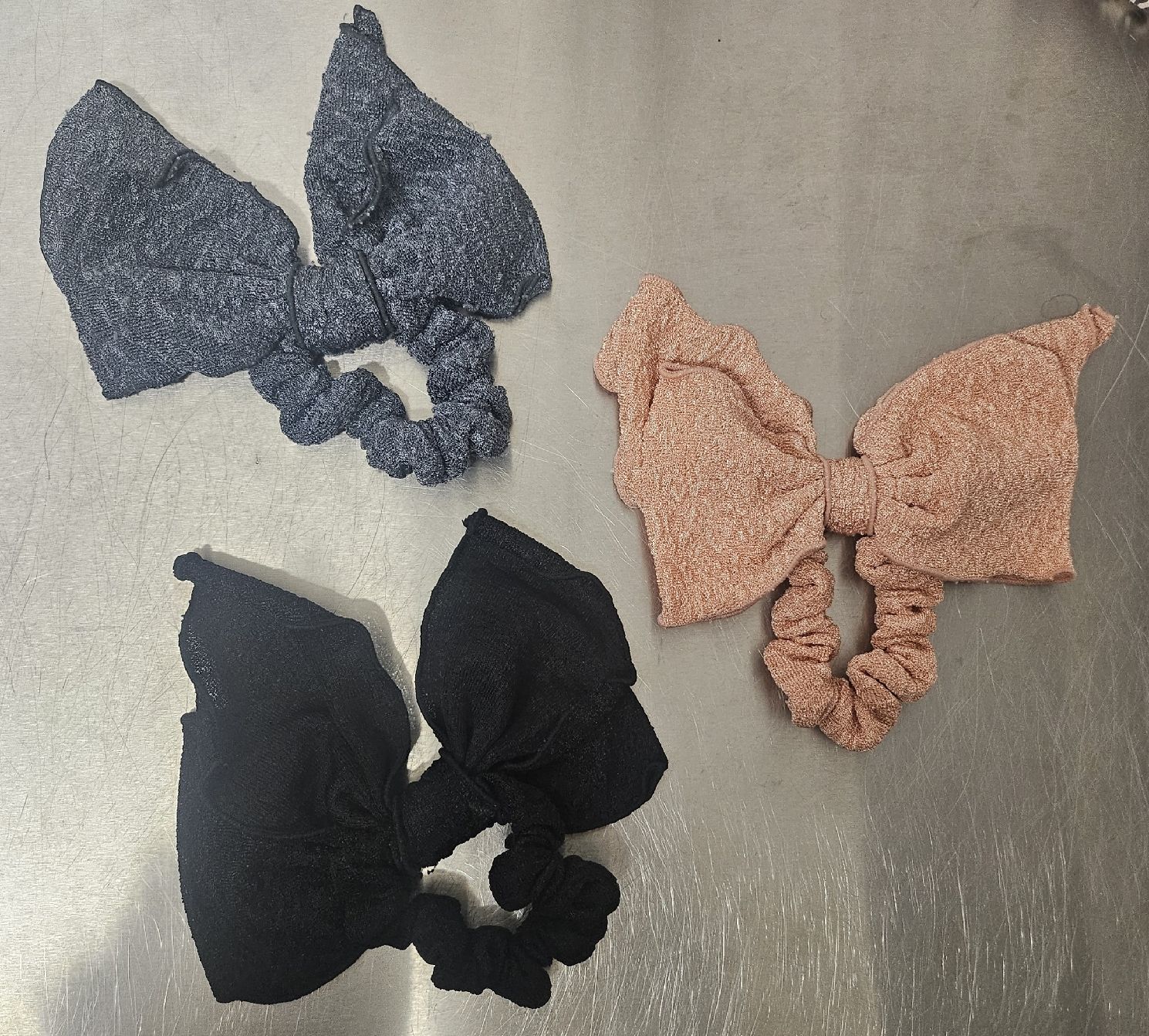 Accessori per capelli: 3 X Bogenhaar-Scraunchies – Usato da Zürich venduto da eri_8w5v