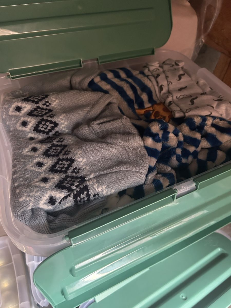 Kleiderpakete: Diverse Boxen mit Kinderkleidung – Neu (gemäss Beschreibung) aus Elgg von d0n1_06 2