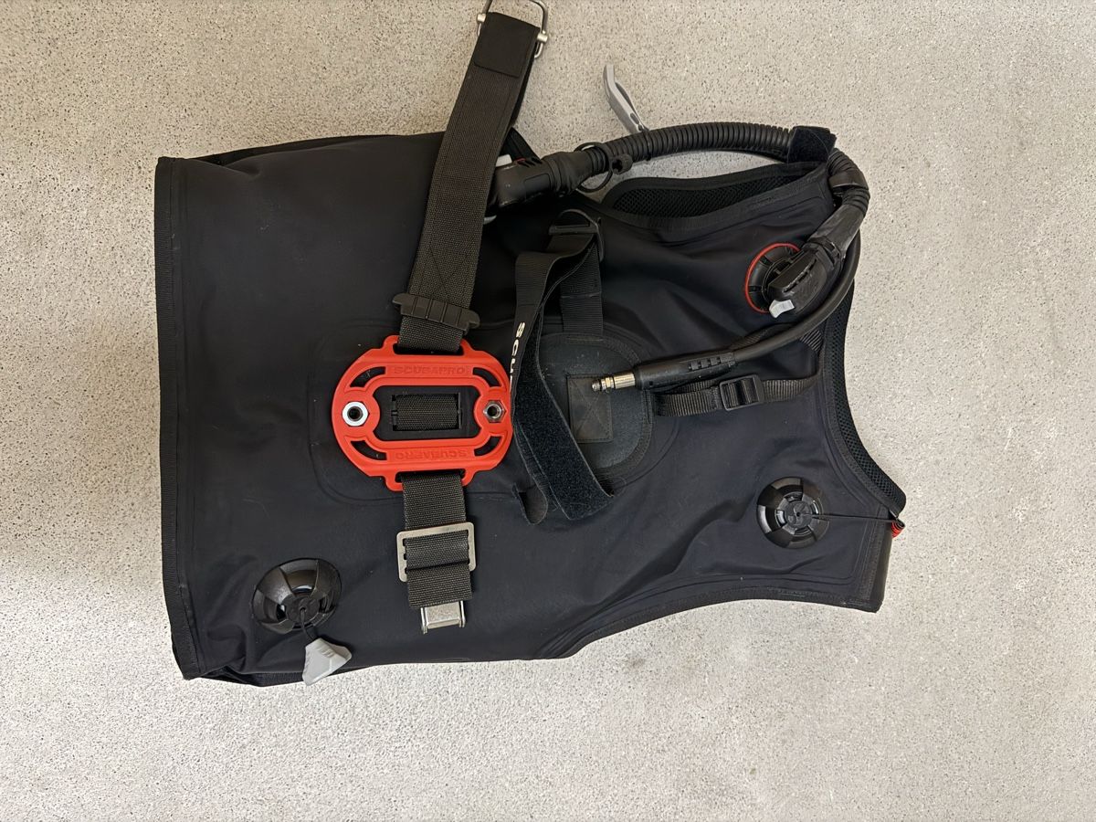 Schwimmwesten: Scubapro Equator BCD Grösse M – Gebraucht aus Schmerikon von Scuba95 2