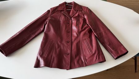 Elegante, rote Echtleder Jacke, Grösse 44/46, neuwertig