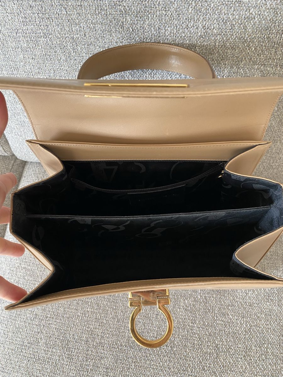 Salvatore Ferragamo Sacs femmes: Salvatore Ferragamo Tasche – D'occasion à Dübendorf par Li-sell 8