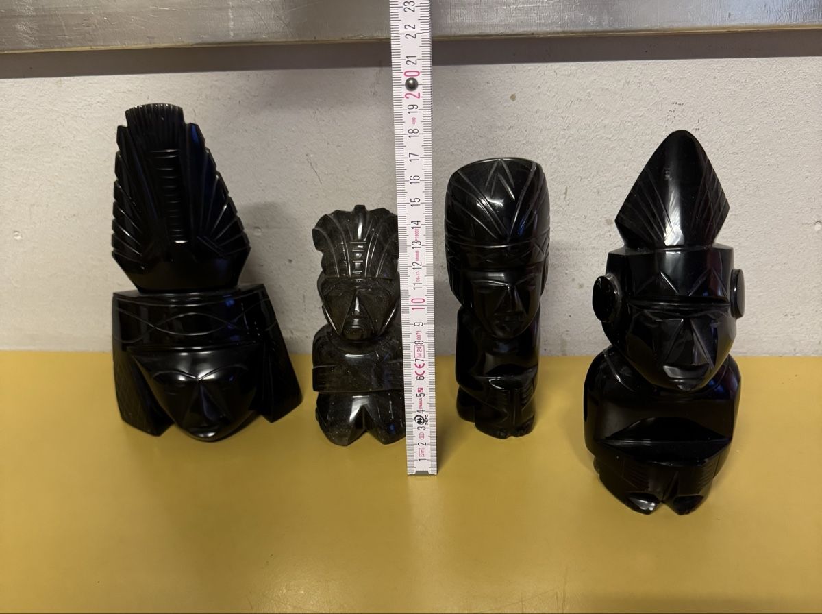 Sculture & Statue: Skulpturen 4 stk. Aus Stein  – Usato da Schlieren venduto da Freundlich02 6