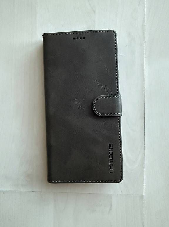 Cover & Protezioni schermo: iPhone 16 pro max Hülle NEU – Nuovo e nell'imballaggio originale da Küsnacht ZH venduto da Philipp_und_Nadine 1
