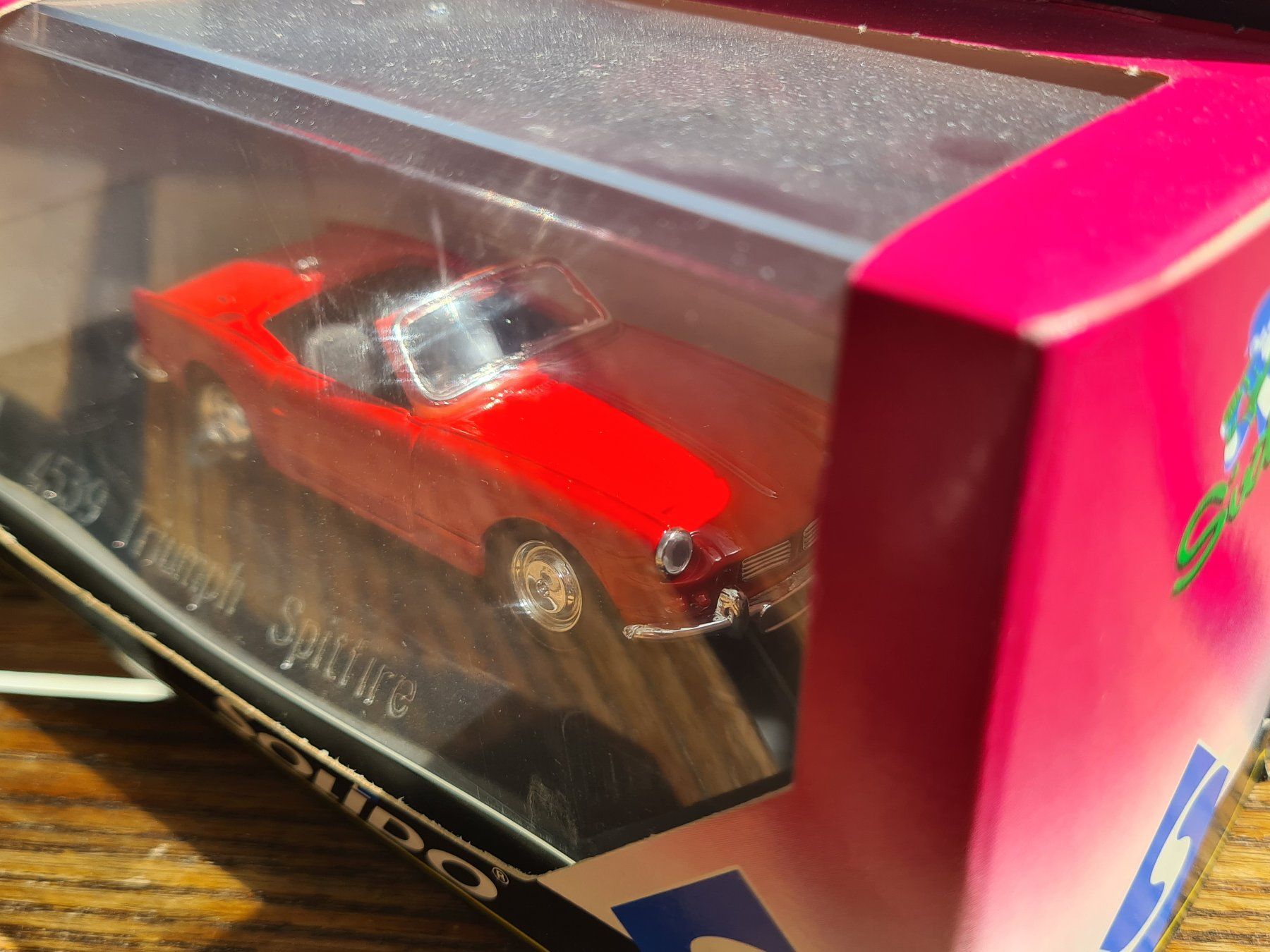 Triumph Modellautos: SOLIDO TRIUMPH Spitfire 4-Mk2 – Gebraucht aus Basel von Solarbebop 1