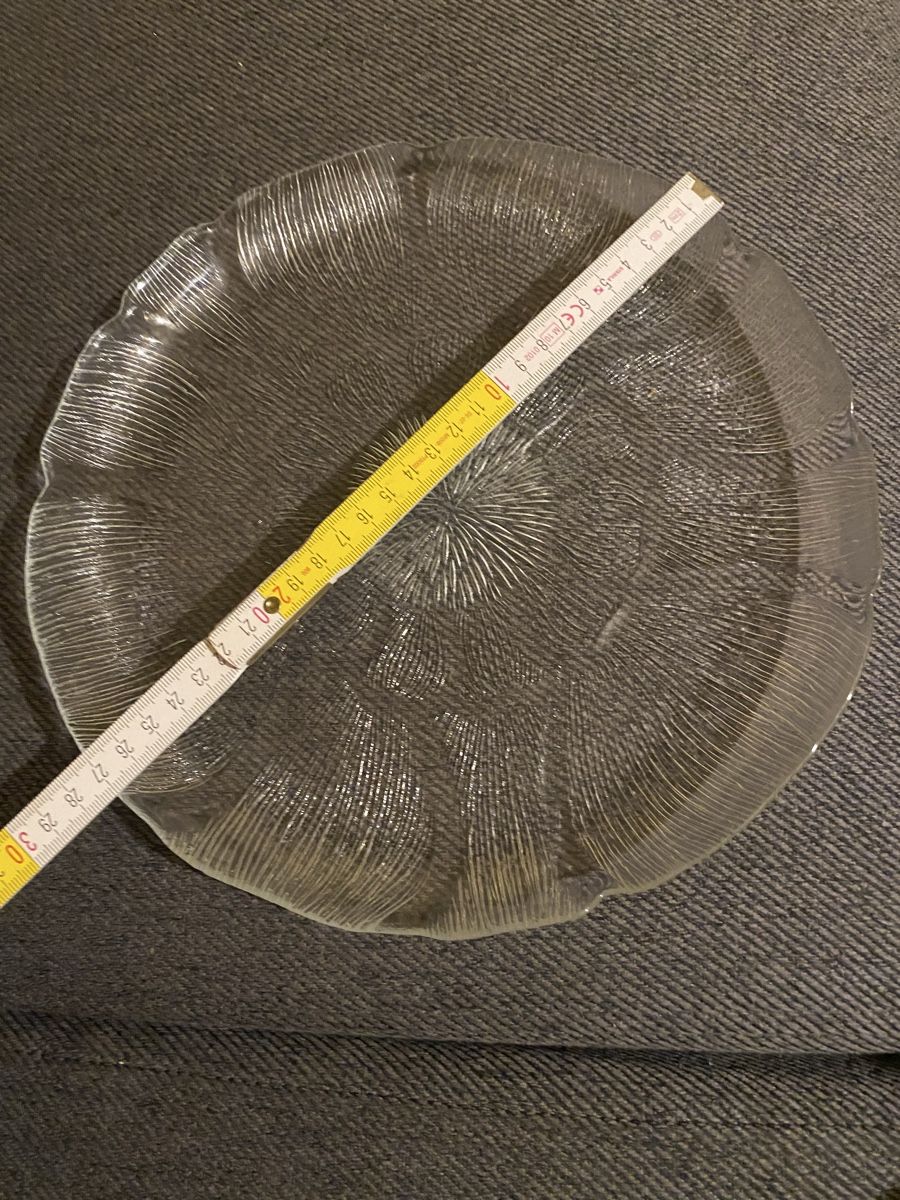 Servierplatten: Servierteller aus Glas strukturiert Durchmesser 30 cm – Gebraucht aus Zürich von Viride 1