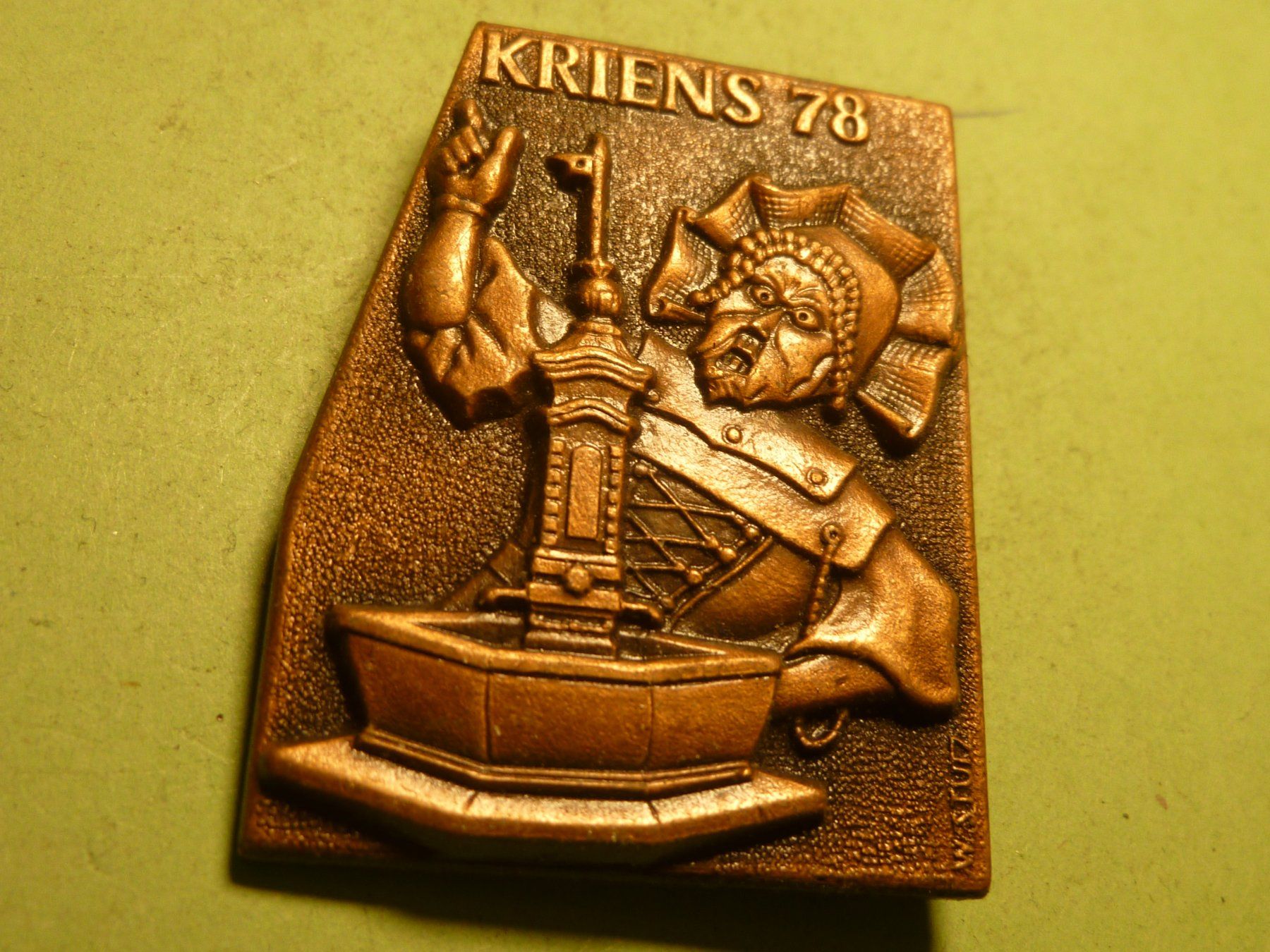 Plaketten & Abzeichen: KRIENS 1978 BRONZE – Gebraucht aus Ried (Muotathal) von Mandarin02