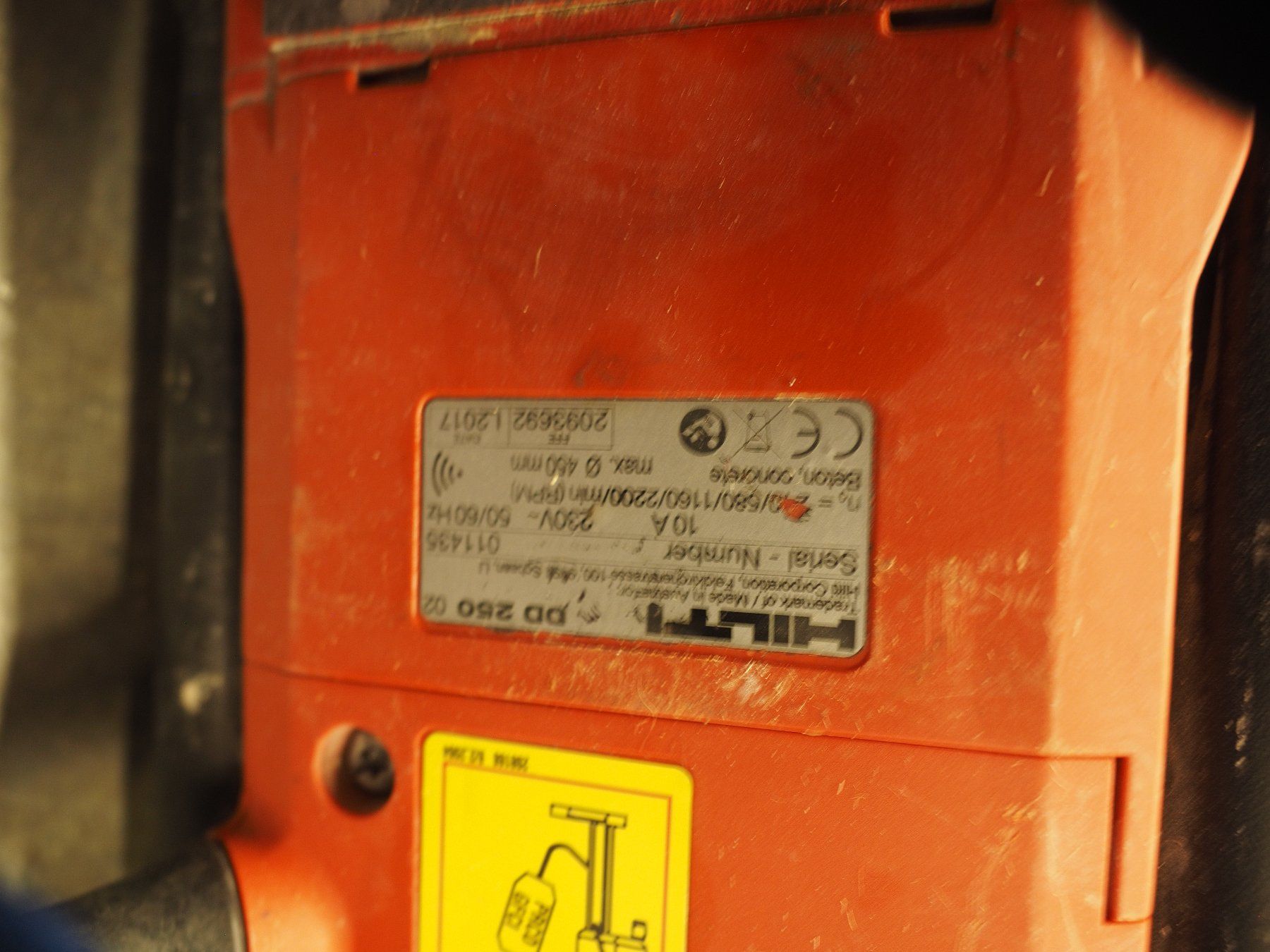 Hilti Bohrmaschinen: Diamantbohrgerät HILTI DD250 – Gebraucht aus Arboldswil von Alexis46 1
