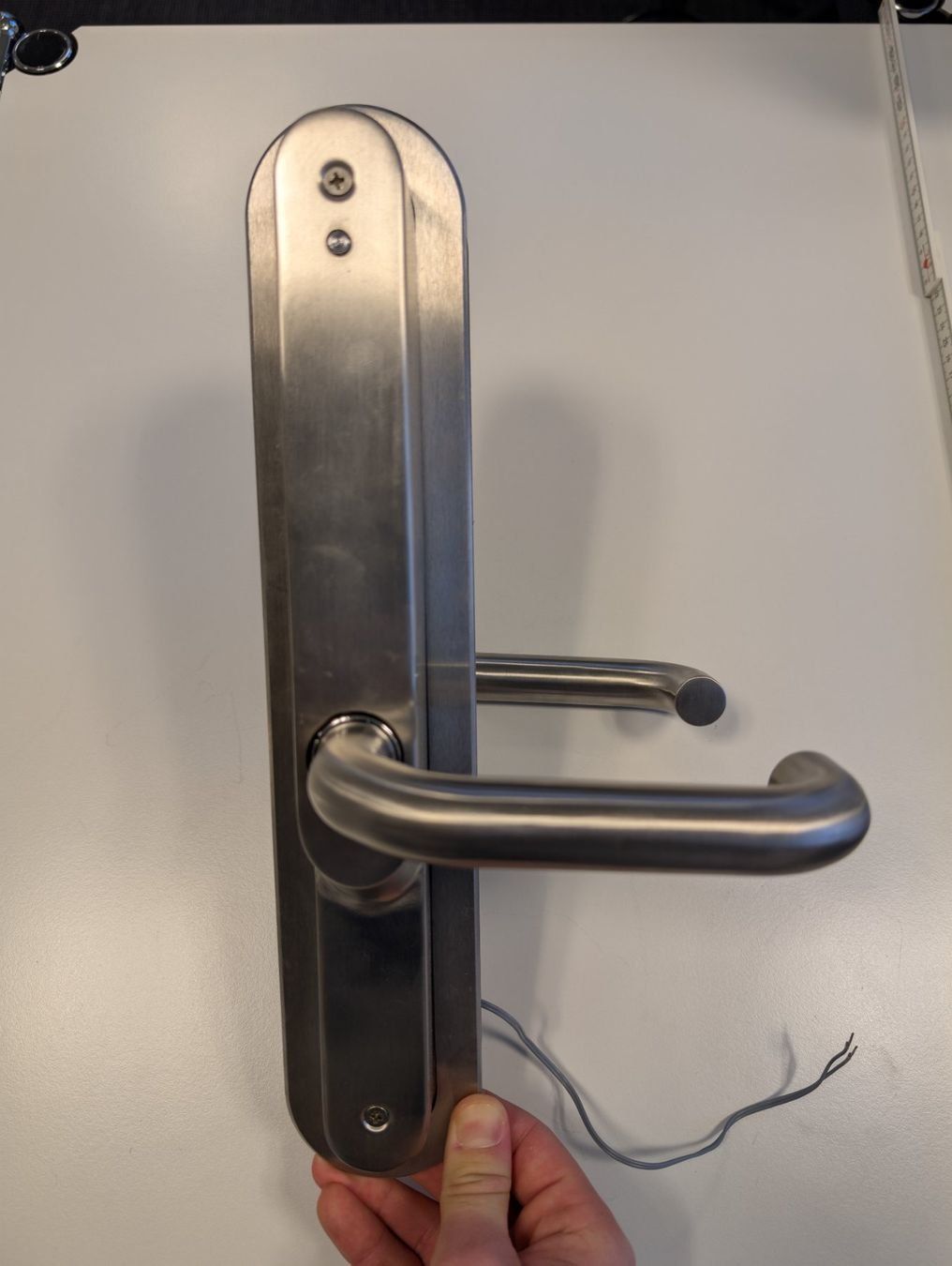 Assa Abloy Lucchetti: Türschloss Edelstahl mit Zahlencode – Usato da Zug venduto da Cry71 1
