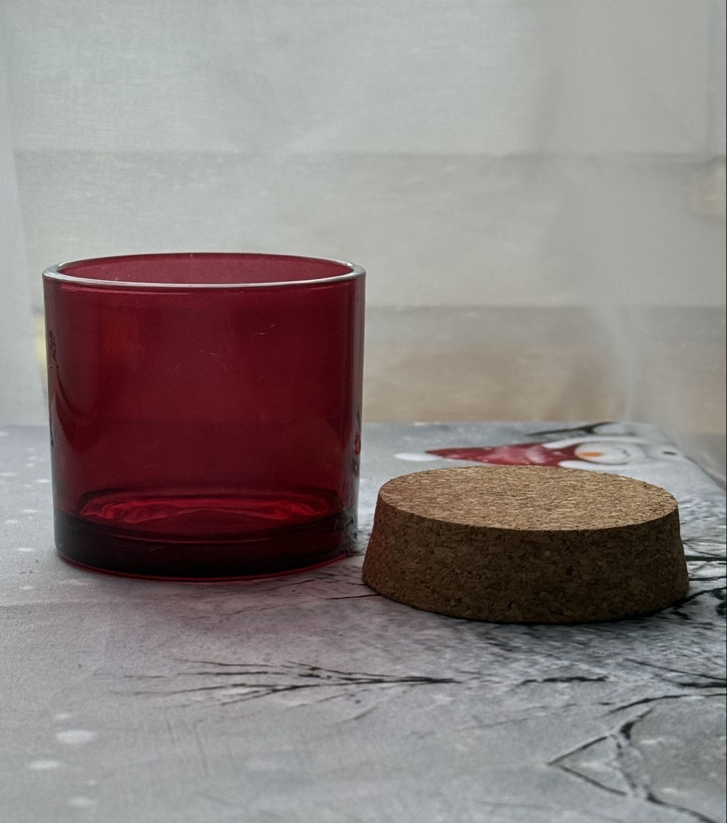 Bicchieri: Rotes Deko Glas mit Deckel – Usato da Goldach venduto da igwhitestar