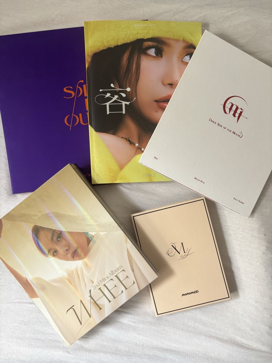 CDs: Albums de kpop  – Neuf (Voir description) à Montreux par tif_q2tw 2