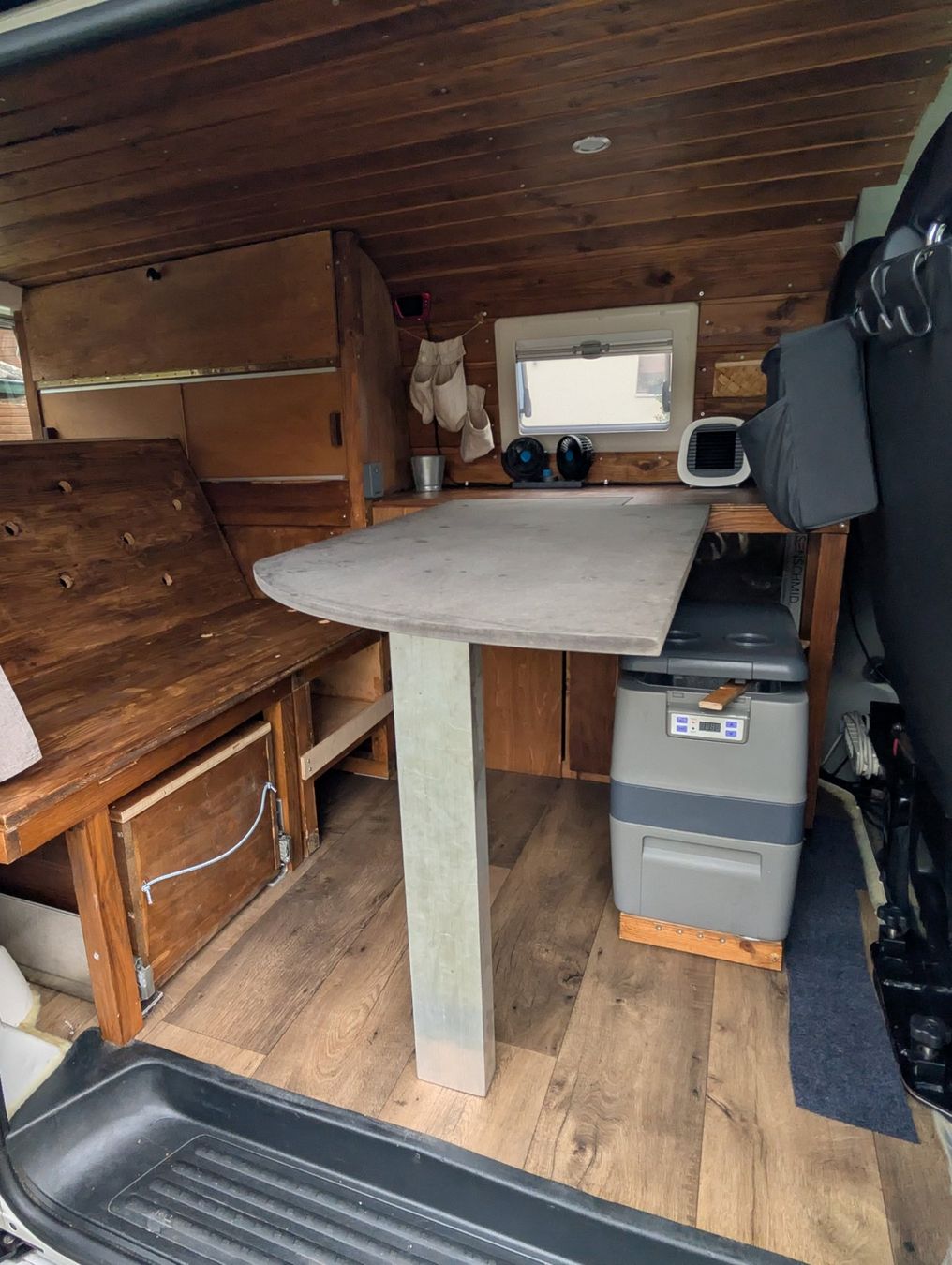 VW Veicoli da campeggio: VW T6 Camper – Usato da Menzengrüt venduto da sixtsense01 7
