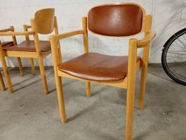 Holz Stuhl mit Armlehne, Vintage Design Klassiker!