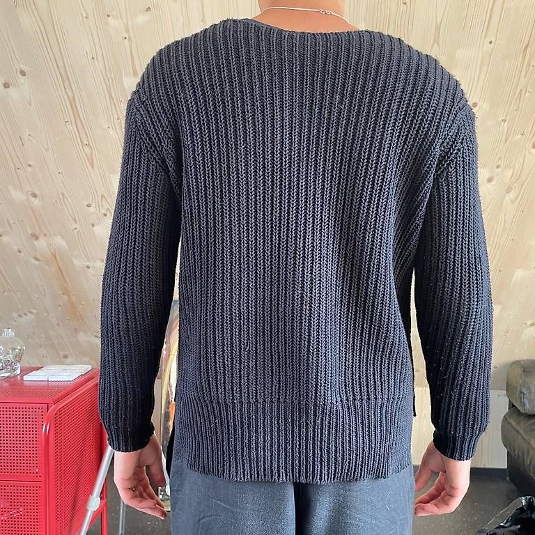 Pullover & Sweatshirts: Knit Pullover – Gebraucht aus Winterthur von hok_98 2