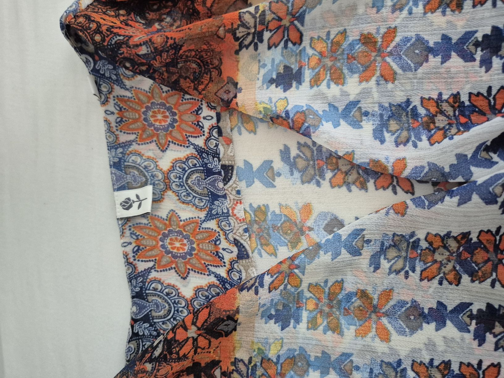 Camicette: Schöne Bluse von Seidensticker gemustert Grösse 40, Top – Nuovo (secondo la descrizione) da Herrliberg venduto da SELENONAUTKA 2
