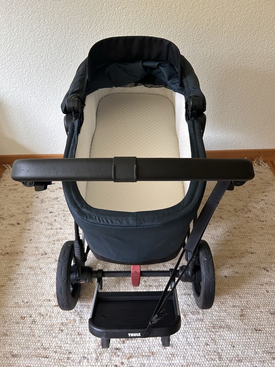 Thule Kinderwagen: Poussette Thule Sleek – Gebraucht aus Villars-sur-Glâne von kay_fr2f 3