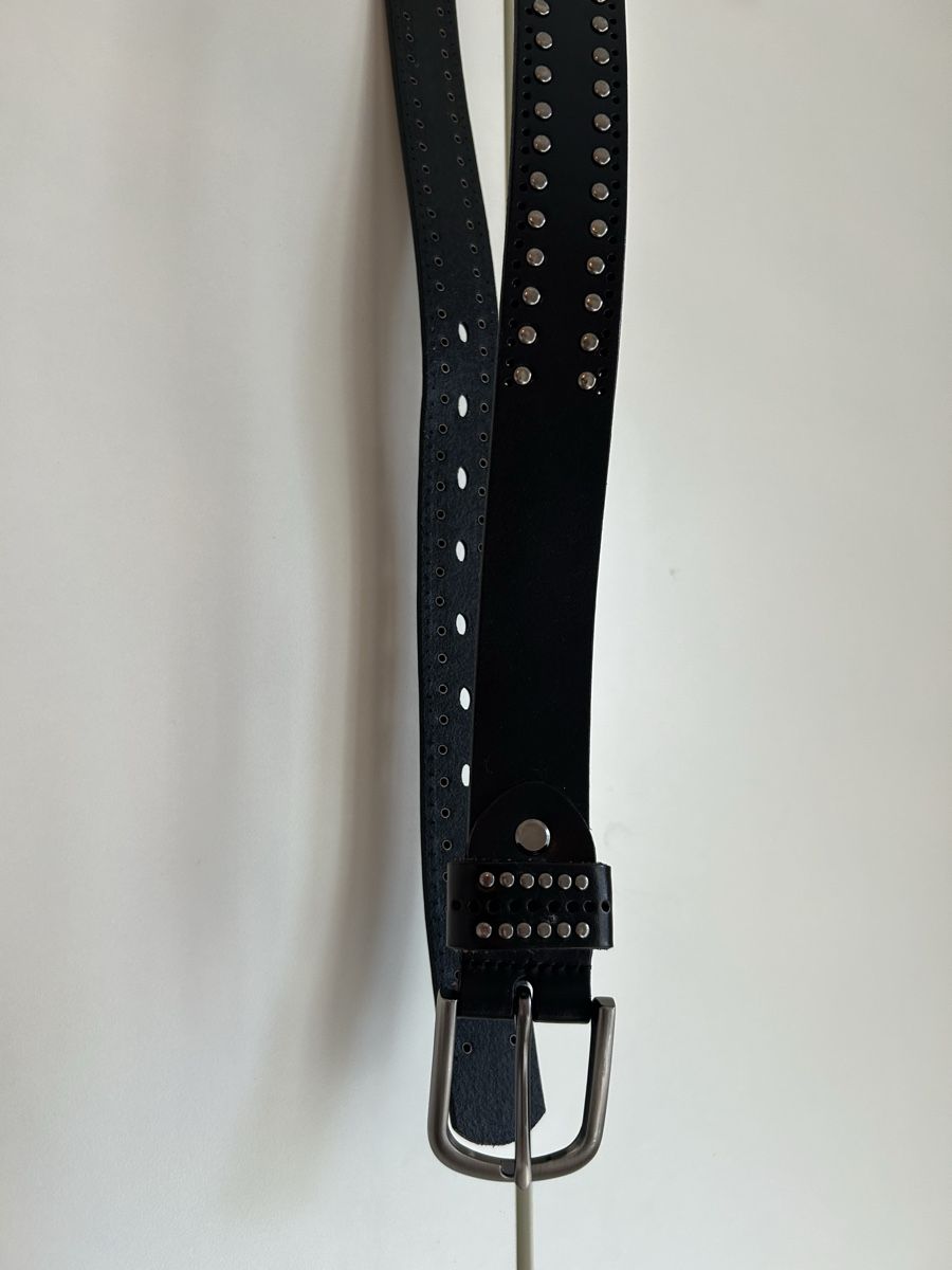 Cinture: Schwarzer Nietengürtel, 113cm – Usato da Zürich venduto da Lolaa123