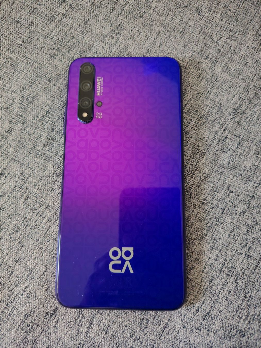 Huawei Telefoni cellulari / Smartphones: Huawei Nova 5T – Usato da Basel venduto da Magge1 1