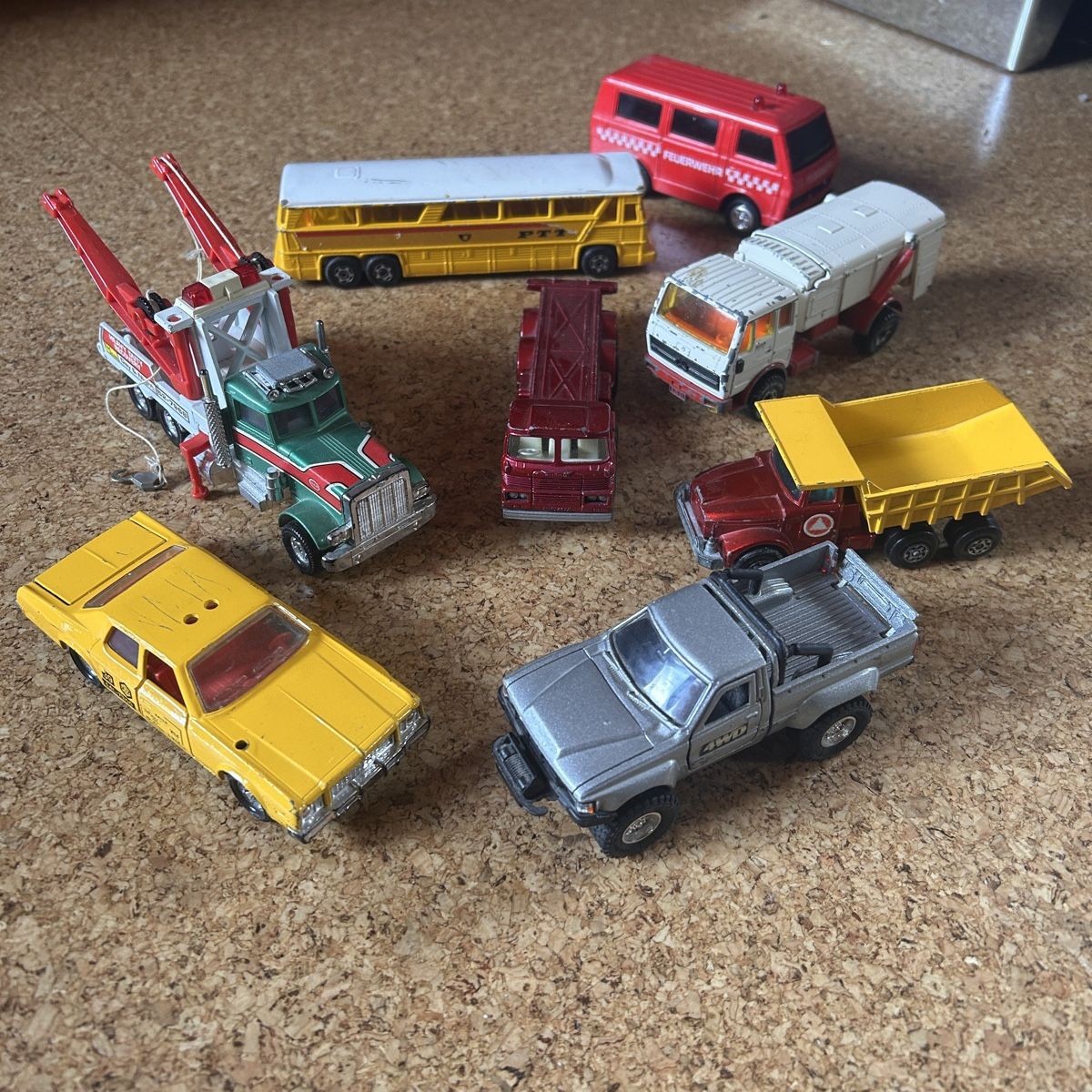 Matchbox Giocattoli: Matchbox Autos, Konvolut, 8 Stk.! – Usato da Laufen venduto da Bellavitaboom