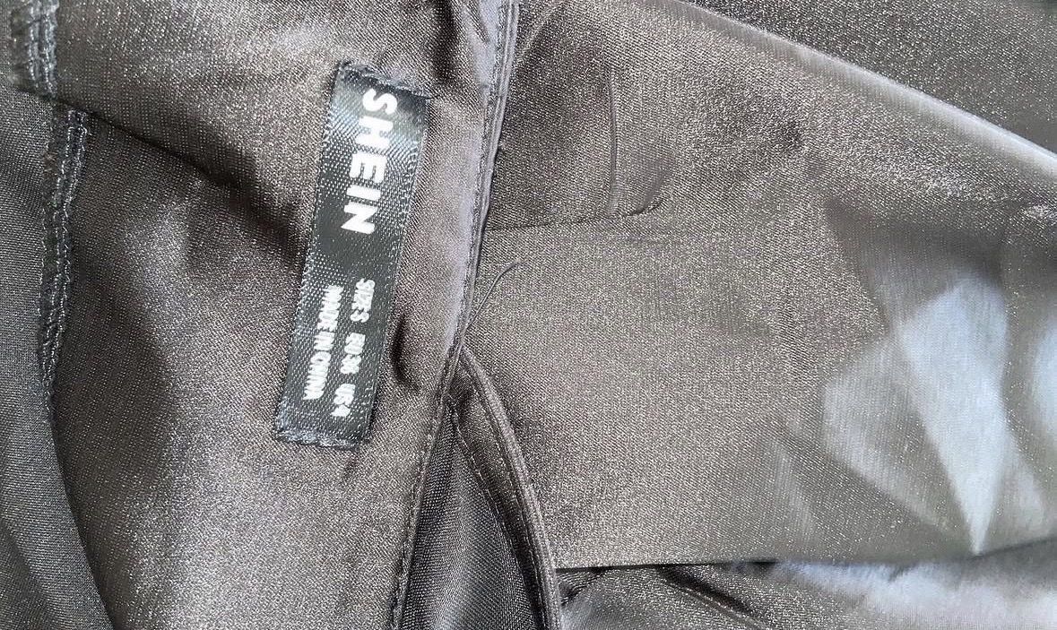 Shein Vestiti: Vestito a schiena scoperta  – Usato da Agno venduto da mic_6btj 2