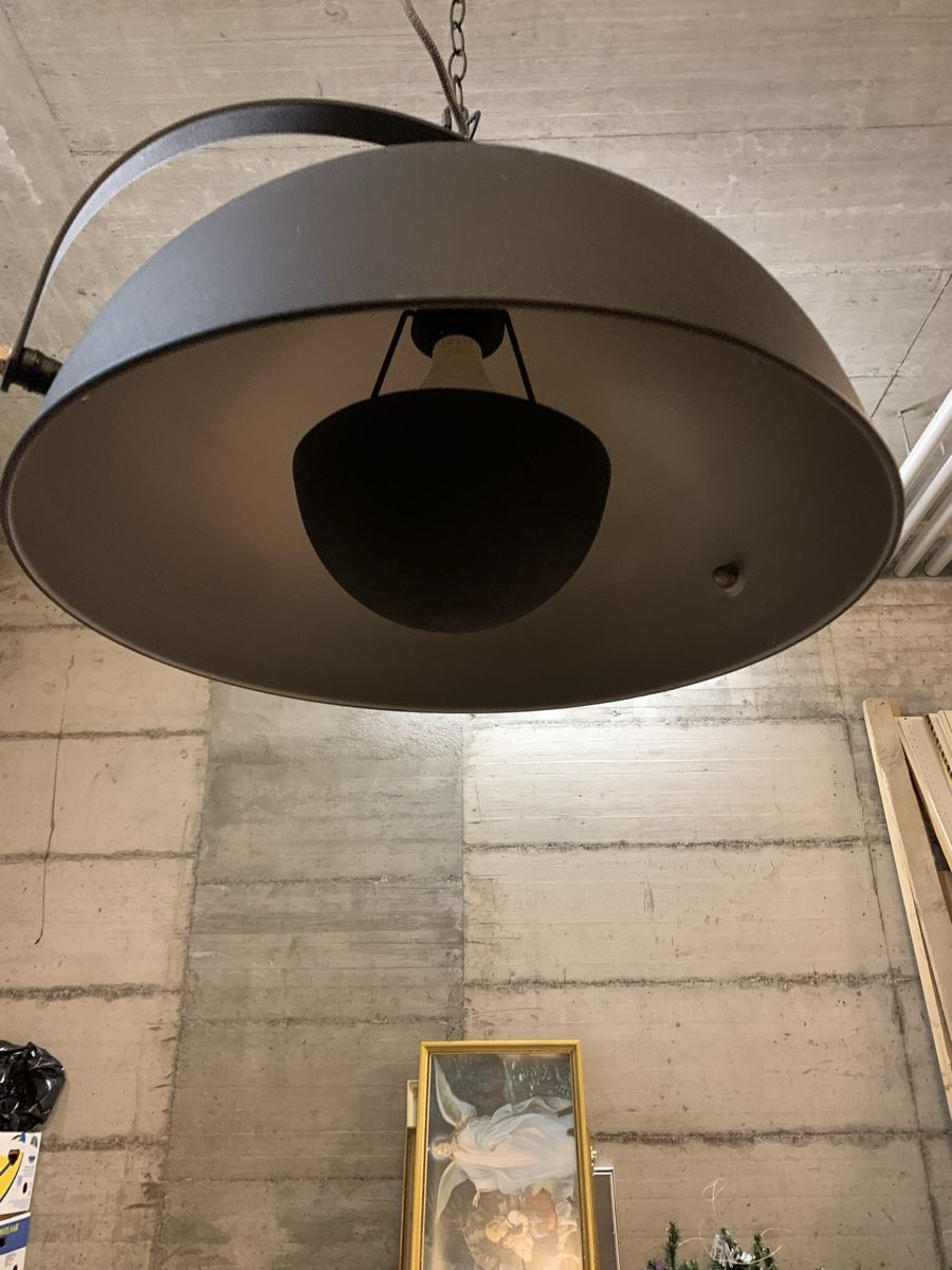 Lampade: Lampe suspension MADE Chicago noire élégante – Usato da Vessy venduto da Panpan2 3