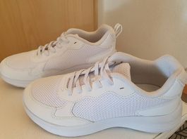 Sneakers blancs neufs