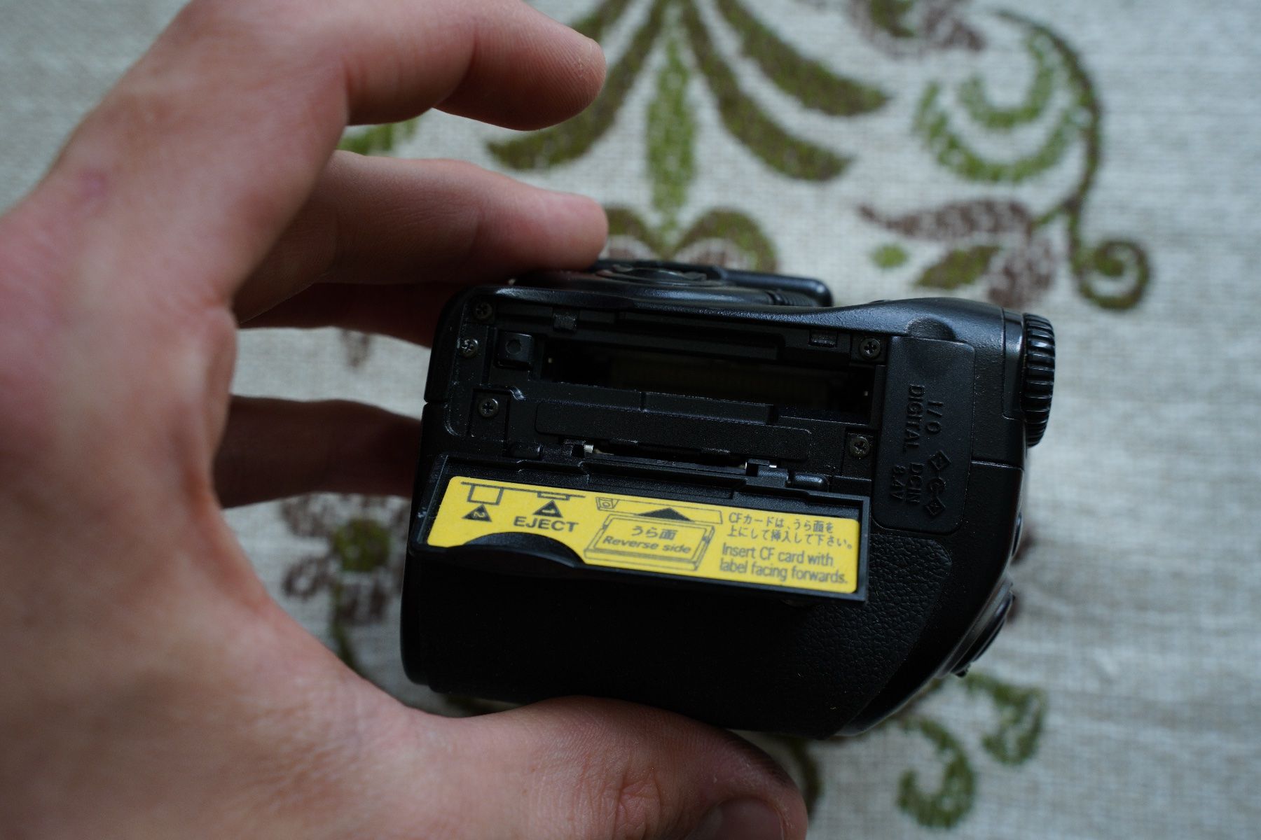 Nikon Fotocamera: Nikon Coolpix 5000 – Difettoso da Dagmersellen venduto da sim_zqh8 3