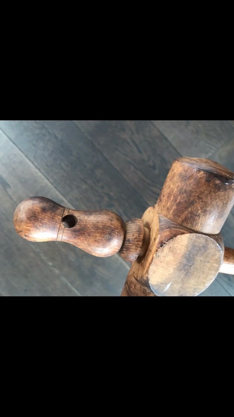 Zubehör: Fass-Zapfhahn aus Holz – Gebraucht aus Merligen von boesch22