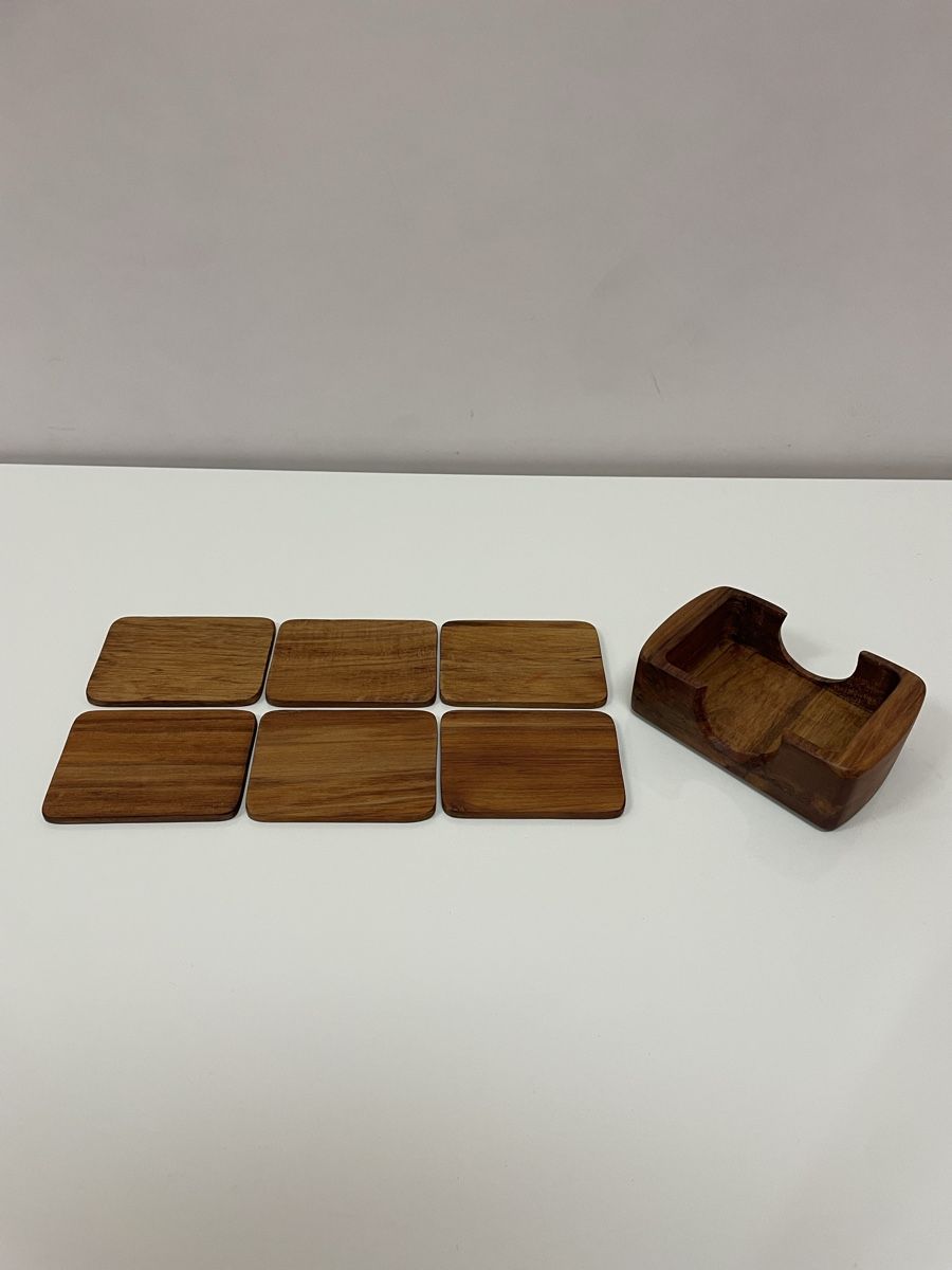 Untersetzer: Vintage Holz Untersetzer Set mit Ständer Glasuntersetzer – Gebraucht aus Zürich von Vintagewiesel