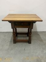Beistell-/ Schragentisch Louis-XIII Stil Nussbaum 19. Jh.