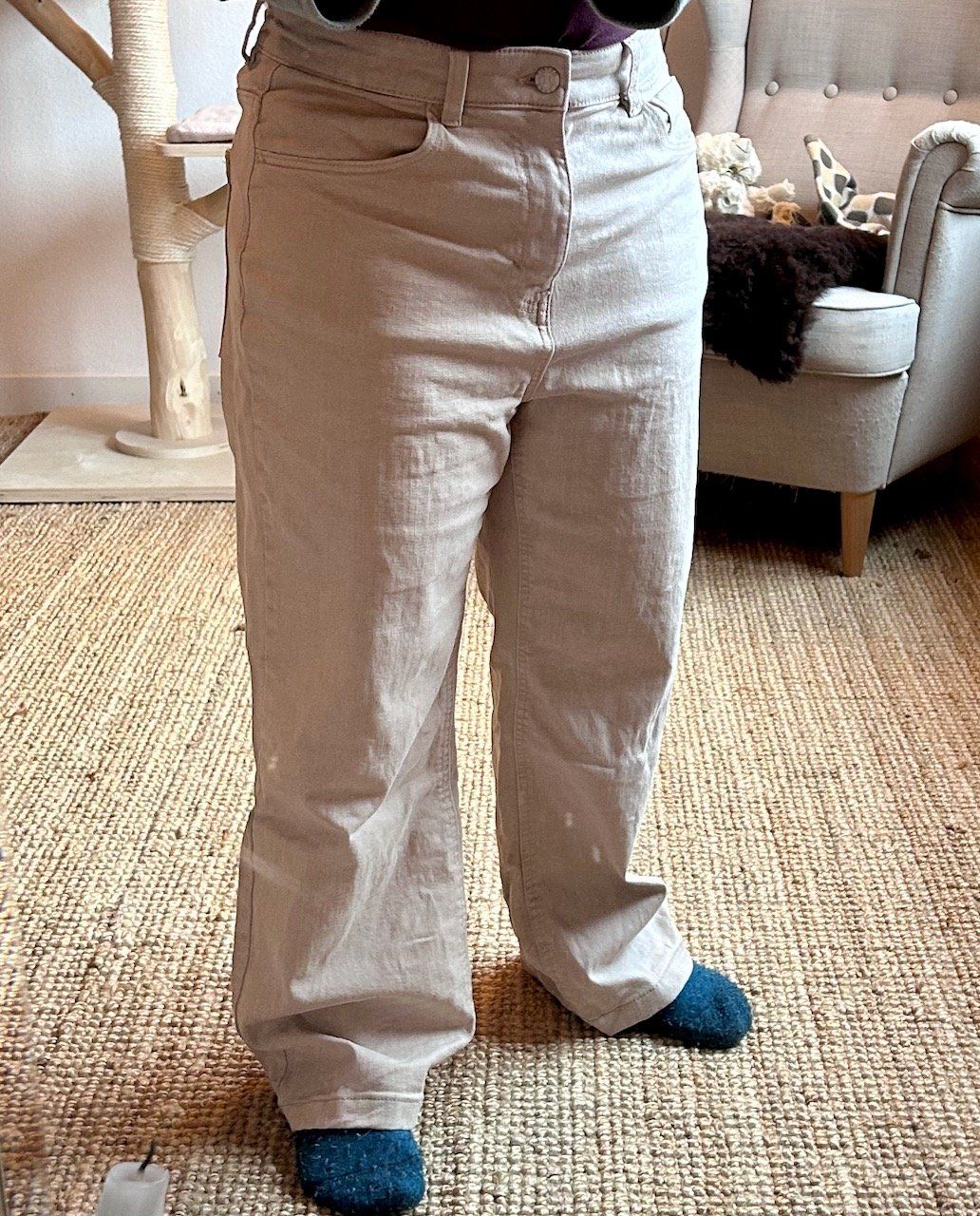 Esprit Jeans: Beige Jeans von Esprit – Nuovo (secondo la descrizione) da Winterthur venduto da The_Dragonfly 2