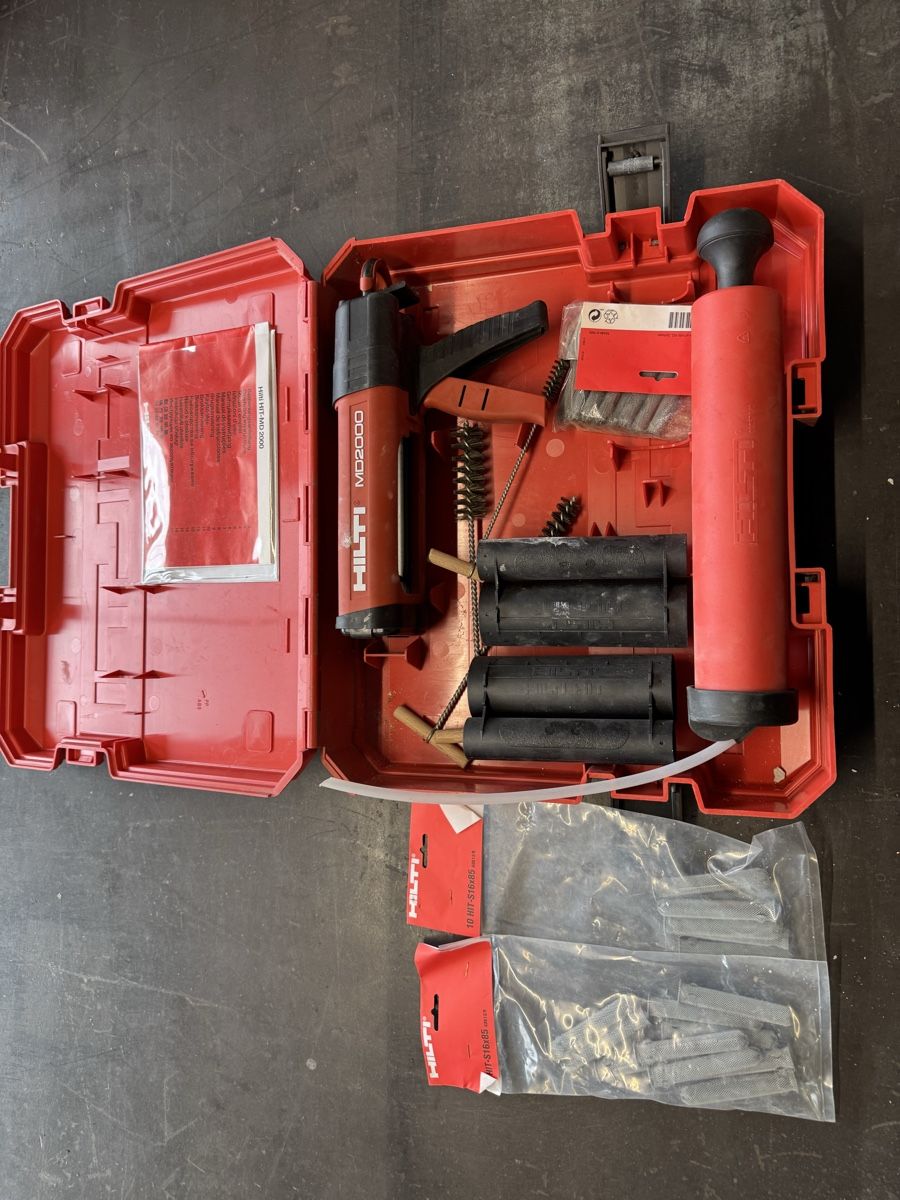 Hilti Tous les outils: Hilti Hit MD2000 – D'occasion à Bärau par Luschwa 1