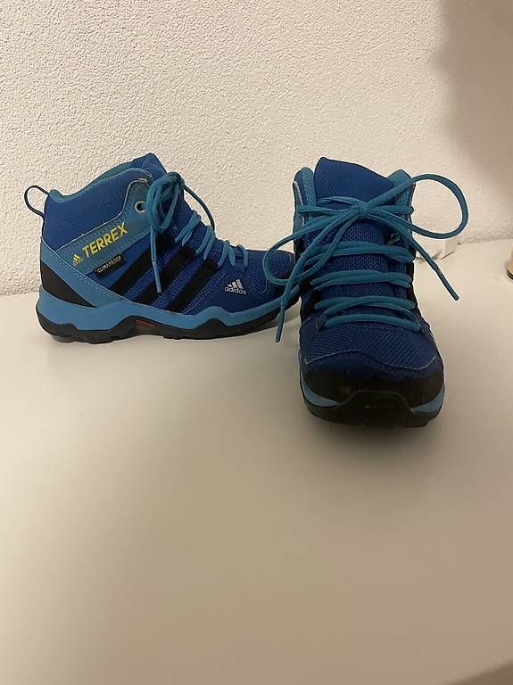 Adidas Scarpe per ragazzi: Adidas Terrex AX2R Mid CP Kinder-Wanderschuhe | Gr. 29 – Usato da Glis venduto da SabrinaXA 1