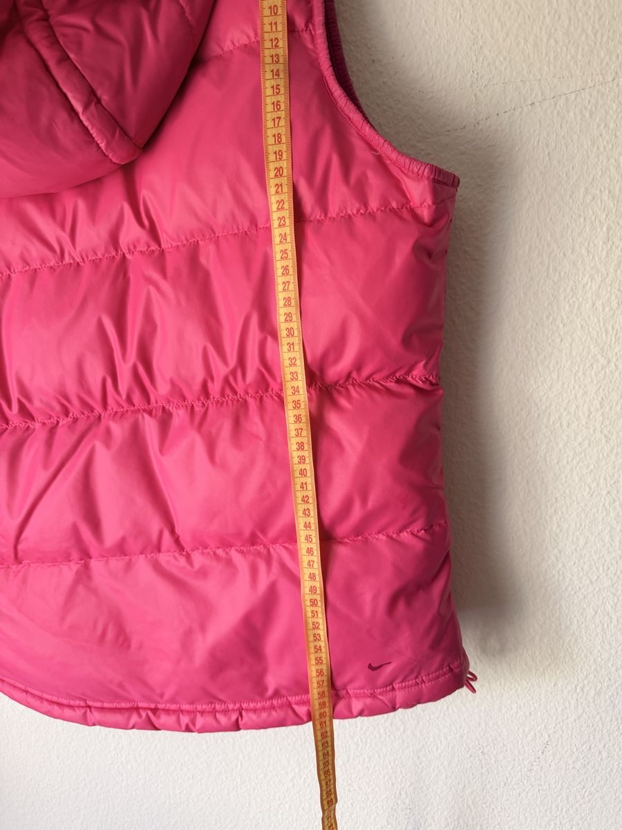 Nike Gilet & Giacche senza maniche: Nike Pink Puffer Vest Hooded  – Usato da Oberwil b. Zug venduto da fis_2wtq 2