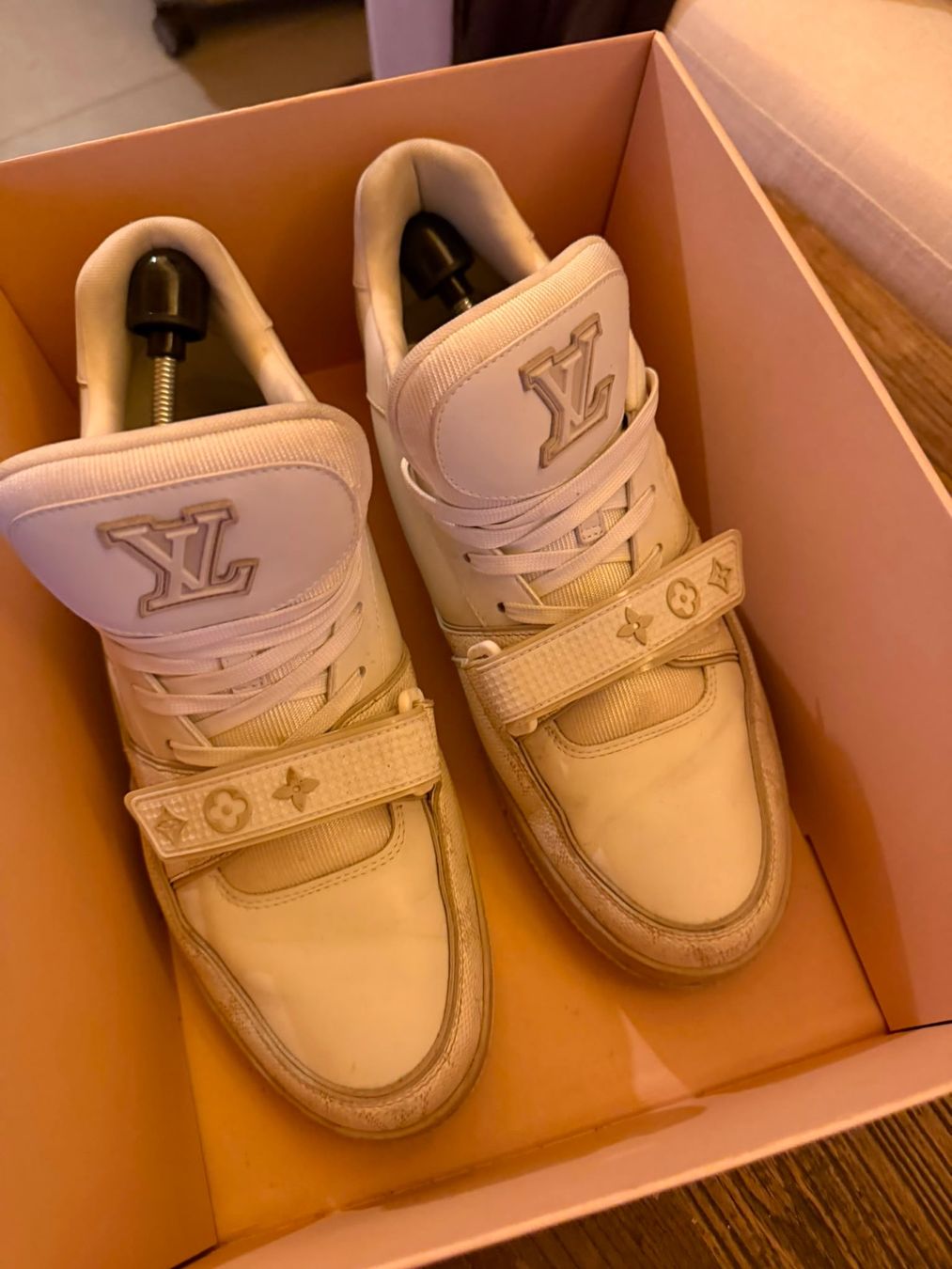 Louis Vuitton Chaussures hommes: Louis Vuitton Sneaker – D'occasion à Rubigen par RbClank