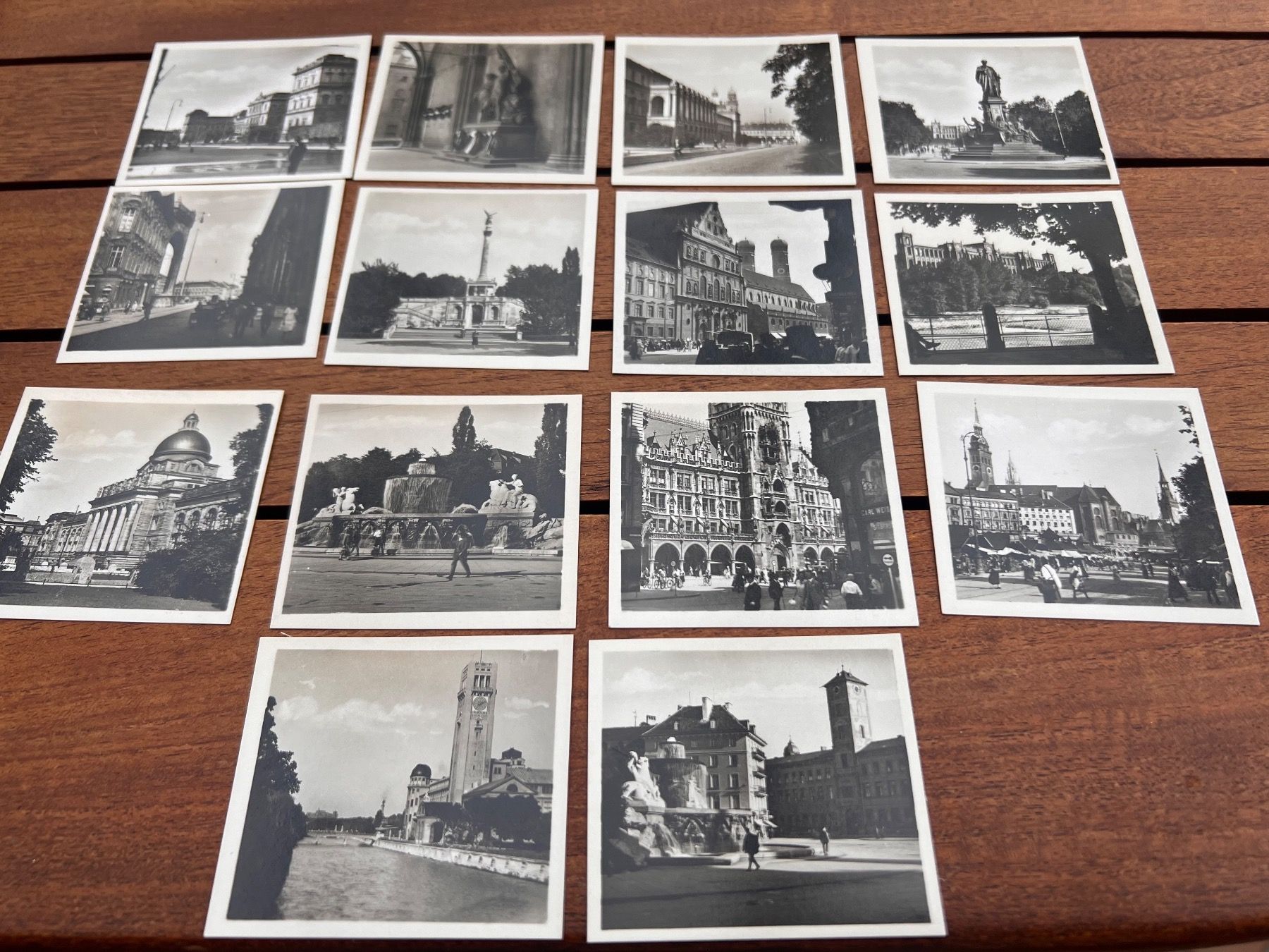 Carte collezionabili: Pochette de 14 miniatures des monuments de Munich 1959 – Usato da Savigny venduto da ron_q529 1