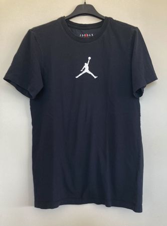 T-shirt Jordan noir, taille S 🏀