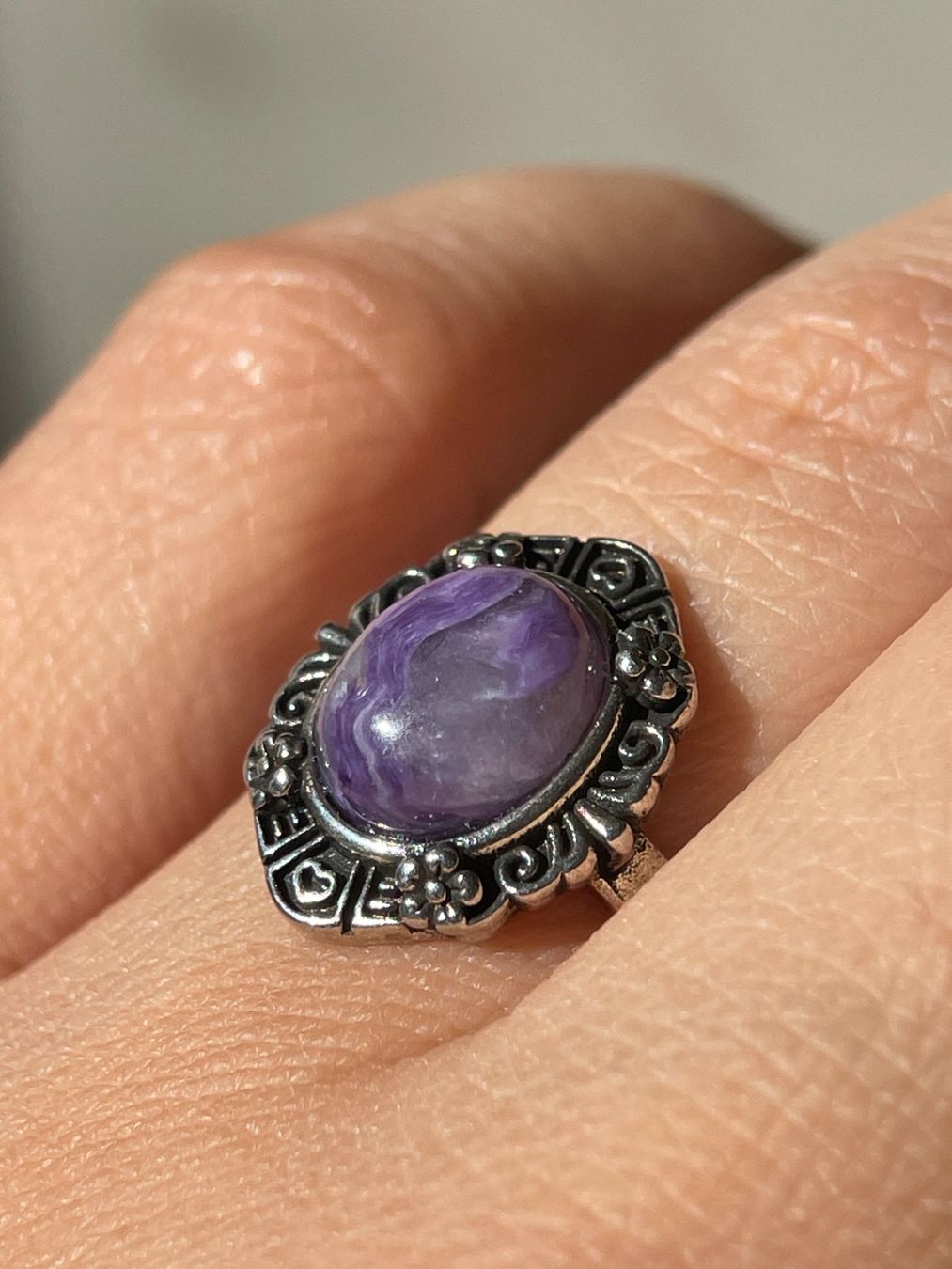 Ringe: Vintage-Ring mit Charoit Verstellbar – Neu und originalverpackt aus Schiers von sisikristall 1