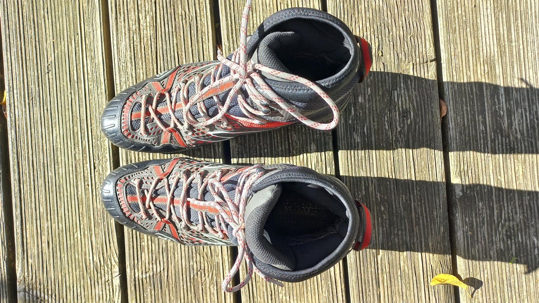 Millet Chaussures hommes: Millet Wanderschuhe Gr. 46 – D'occasion à Nottwil par world_foto 4