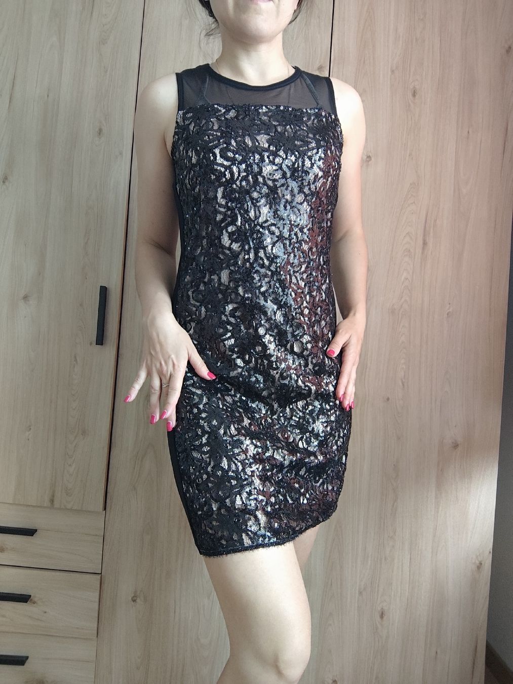 Vestiti: Sparkly Sequin Mini Dress for Summer Parties S – Usato da Mägenwil venduto da VintageGirly 2