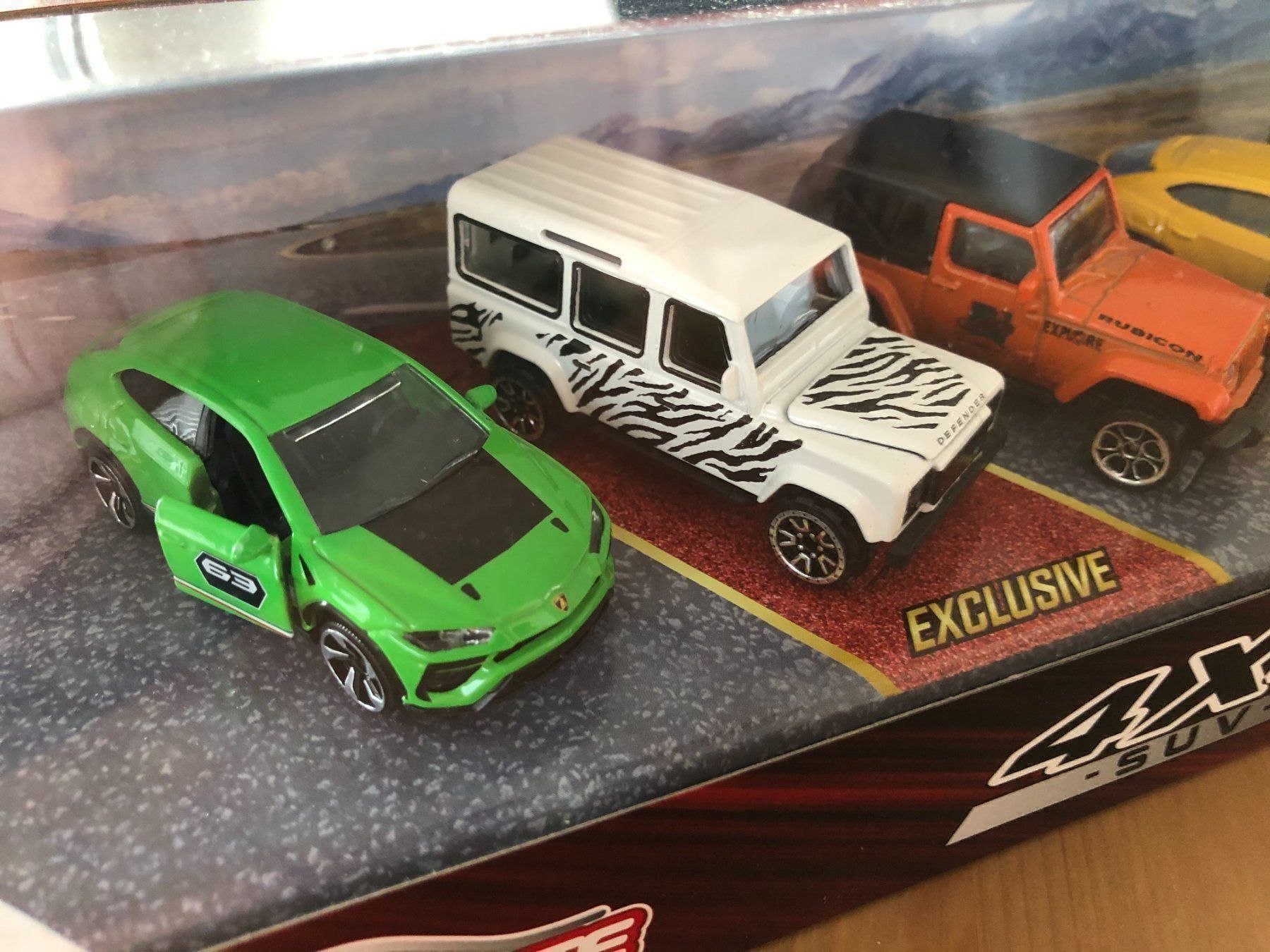 Majorette Modellini d'auto: Majorette 4x4 SUV Gift Pack – Nuovo e nell'imballaggio originale da Meilen venduto da rdv_n7s9 1