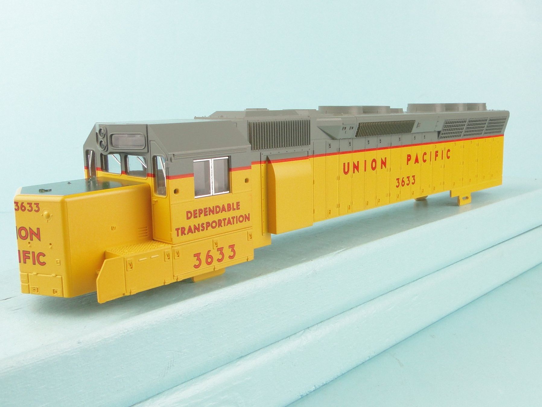 Kato Modellini di ferrovie: Kato SD45 Gehäuse – Usato da Bülach venduto da cann11