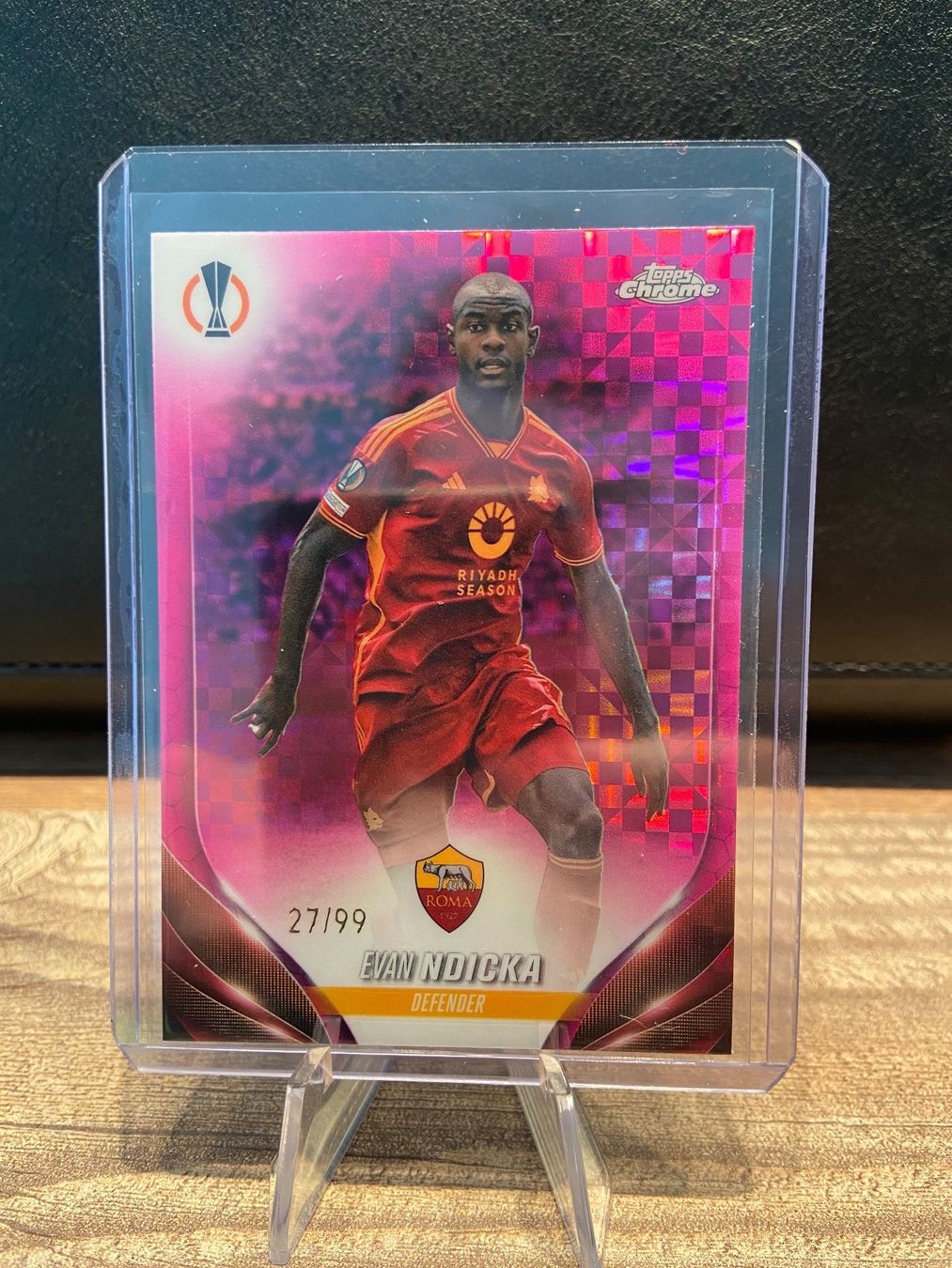 Topps Carte collezionabili: Evan Ndicka 27/99 Topps Chrome UEFA 23/24 – Usato da Dagmersellen venduto da dav_b656