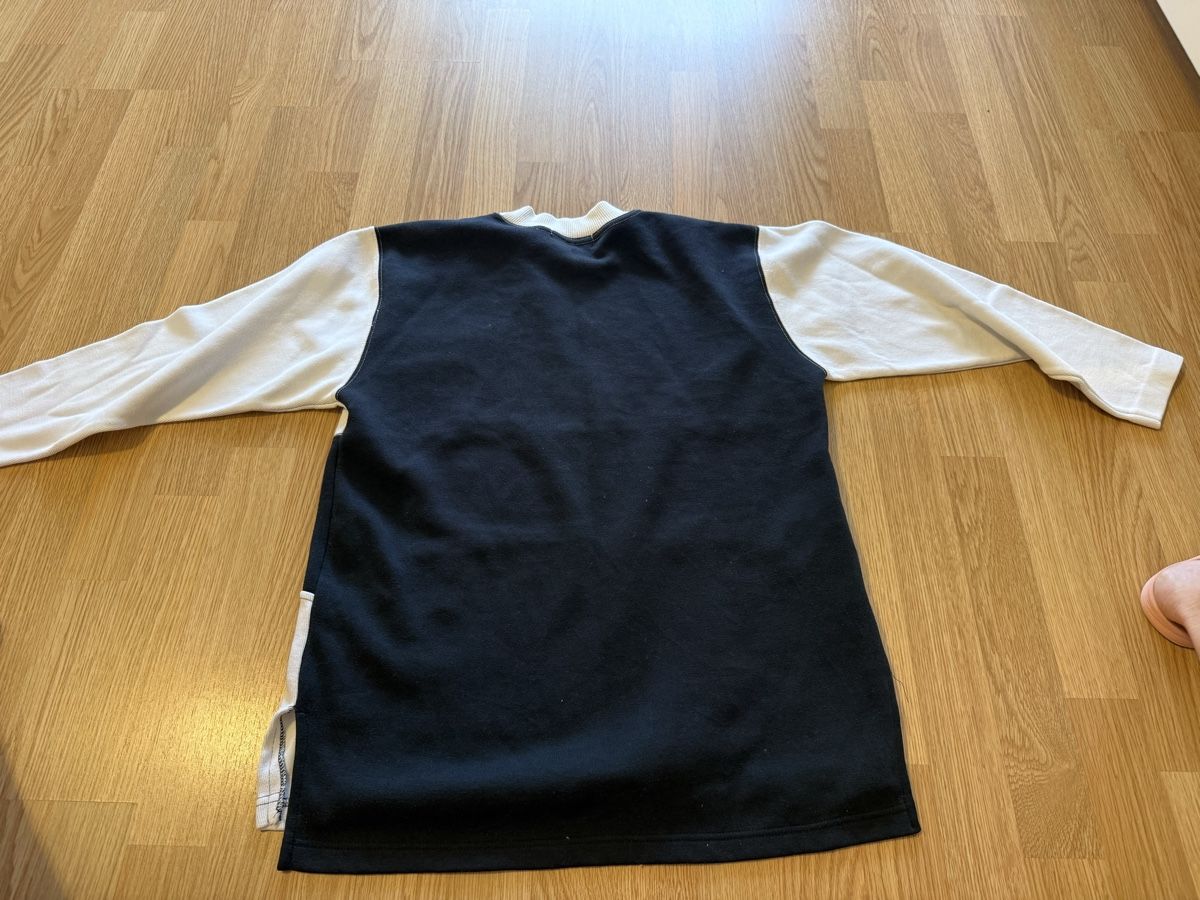 Maglioni & Felpe: Valentino Pullover mit Teddy-Applikation - Grösse M – Usato da Oberhofen Thun'see venduto da ClaudiaKelesh 2