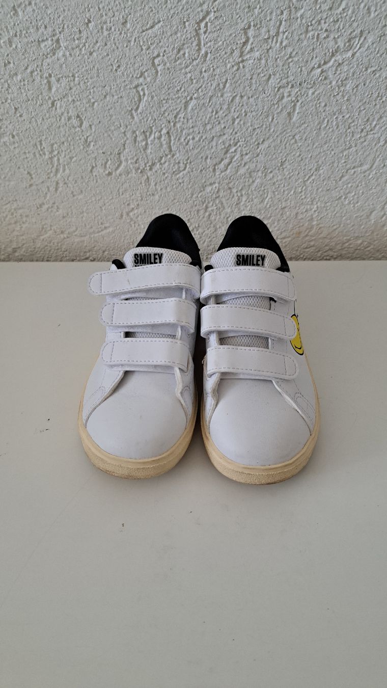 Adidas Schuhe für Jungen: Adidas Sneakers White Smiley World Size 30 – Gebraucht aus Thun von tan_2kvt 1