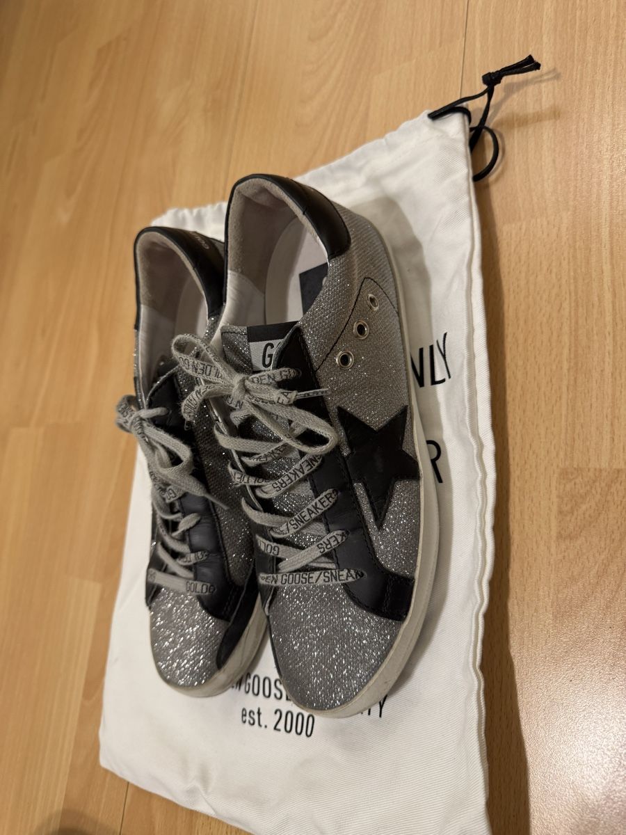 Golden Goose Scarpe da donna: Golden Goose Superstar Sneaker, Glitzer – Usato da Wädenswil venduto da Schuetze1350 1